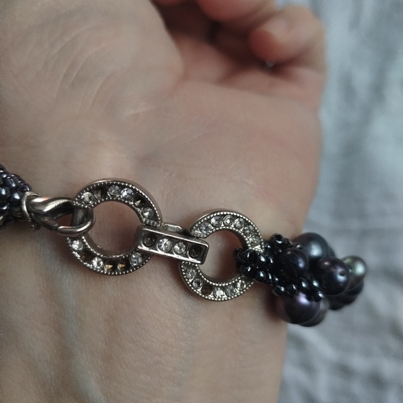 Layered Pearl Bracelet - Picture 6 of 8